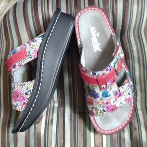 ❤️ALEGRIA Red Floral Rhinestone Adjustable Sandals Shoes 38 8